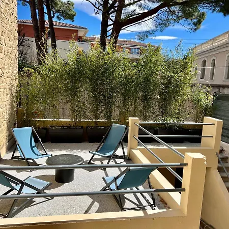 La Maison De Lola