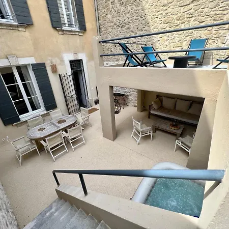 La Maison De Lola